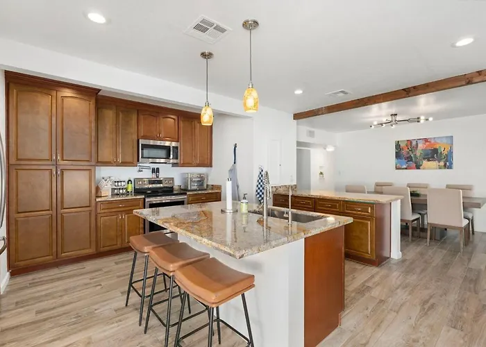 Encanto - 1 Mile To Asu Downtown, Hot Tub, Dogs Ok *