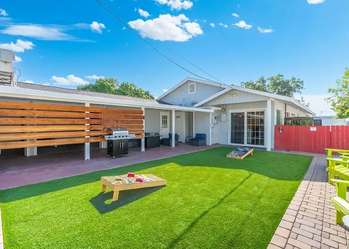 Encanto - 1 Mile To Asu Downtown, Hot Tub, Dogs Ok Сasa de vacaciones